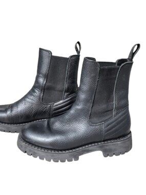 36 Pajar Canada Black Pebbled Leather Waterproof Chelsea Boots